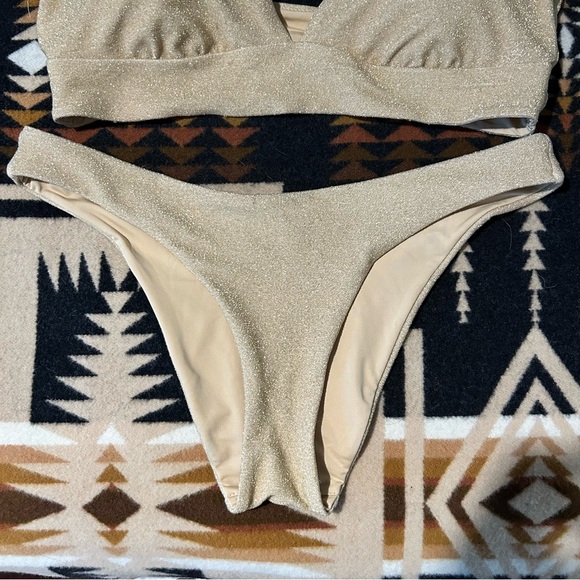 Aerie Women’s Bikini Set Size Large XL Gold Sparkle Triangle Top Cheeky Bottoms - Picture 5 of 14